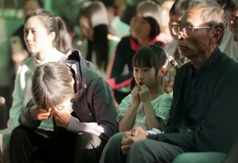 不知道大家发现没有，我国几乎所有的航天员都是出自农村的孩子，父母是农民，所以说在