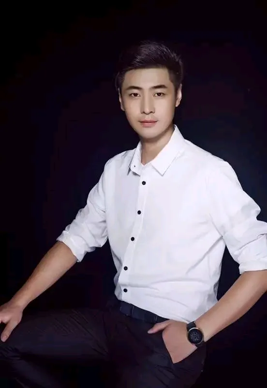 杭州一位国企的男生，94年的，他的择偶要求被网上的女孩子们骂声一片。 男生说，自