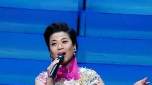 57岁的歌唱家张也