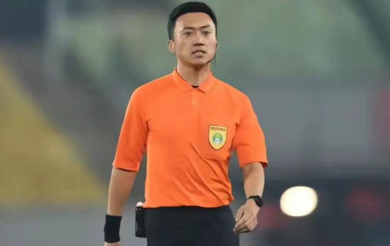 这么多裁判唯有唐顺齐被恶意“中伤”，他这些年究竟惹到了谁？
前天在网络上大面积出