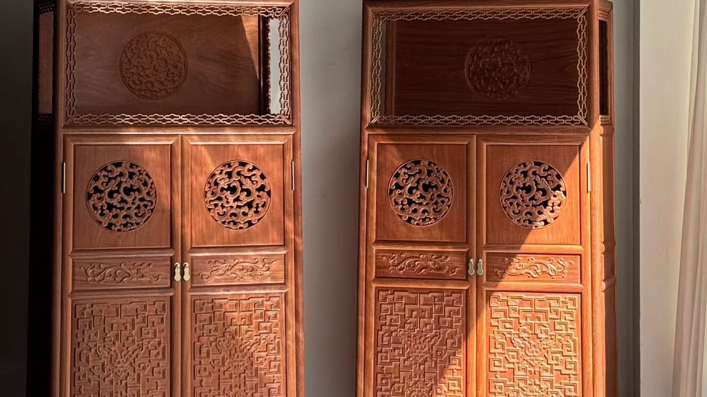 双柜呈祥，缅甸花梨木，龙纹万历柜