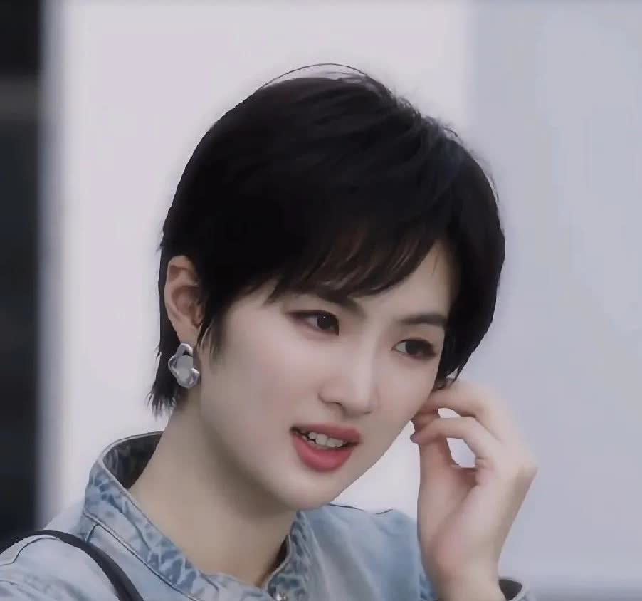放心吧，姚安娜不会成为第二个那尔那茜，
因为她就是二代里面真的是一股清流，
