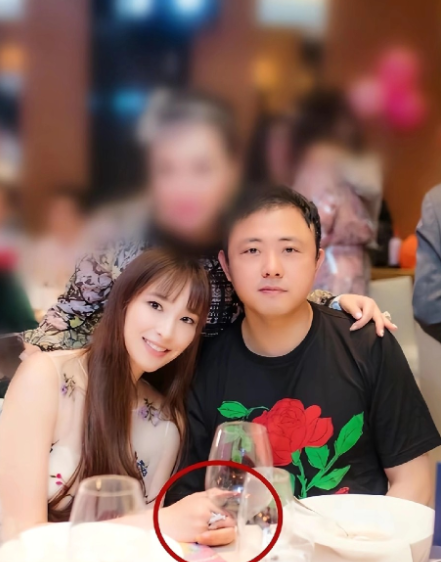 不得不说，吴佩慈一直没有结婚太聪明了