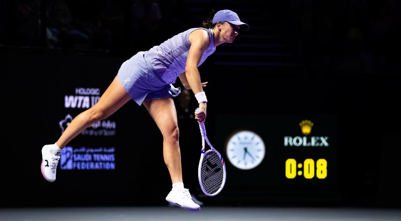 斯瓦泰克，愉快“揍”凯！
WTA年终总决赛首场女单比赛，斯瓦泰克用时61分钟以2