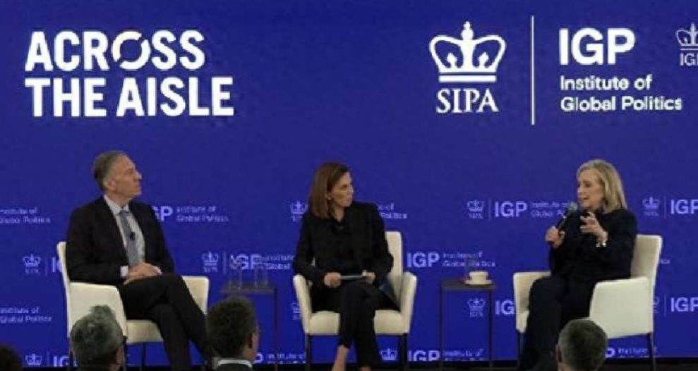 希拉里：我听说中美俄将划分势力范围，美国管西半球，中国管东亚？

就在刚刚，无意