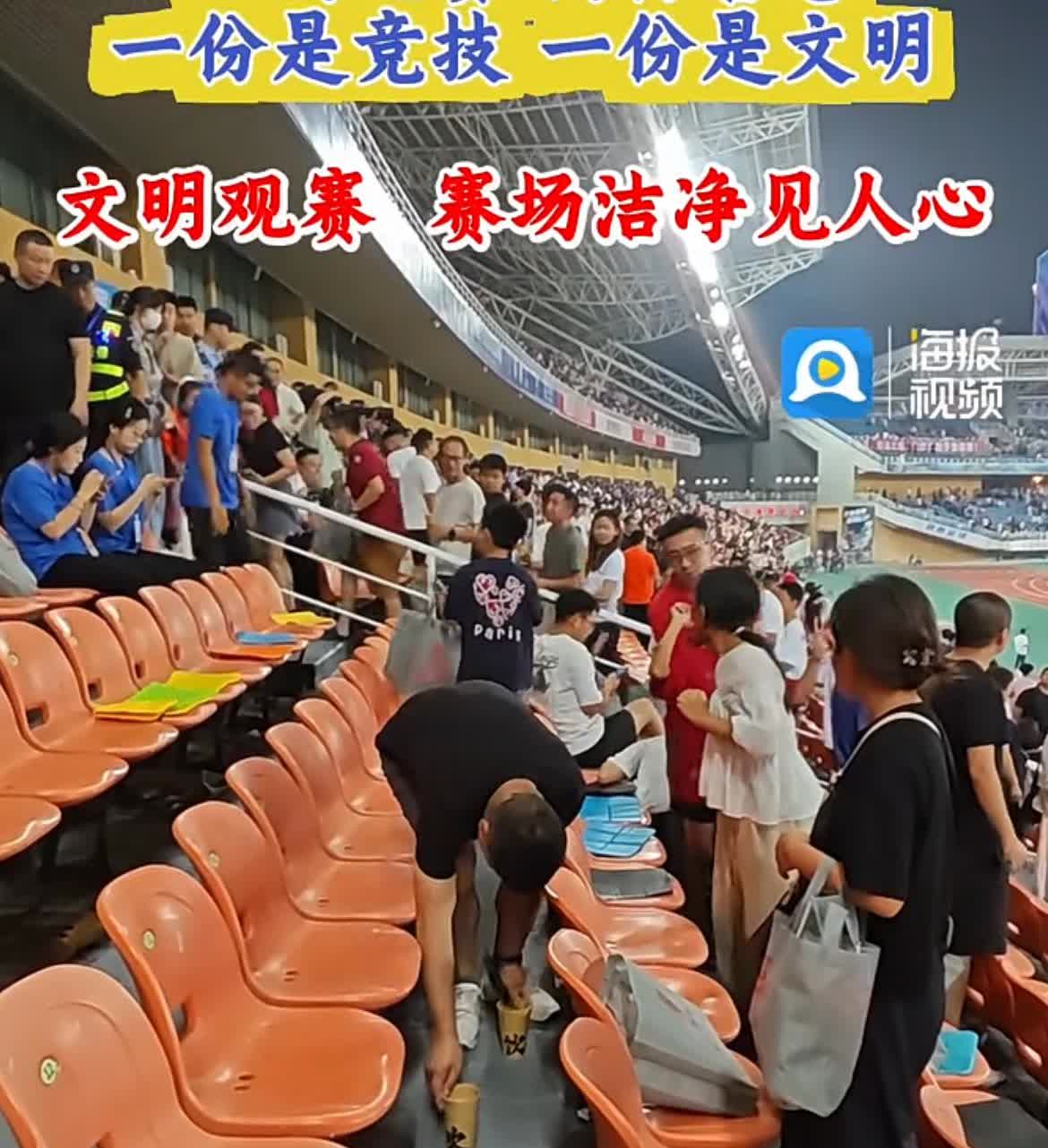 齐鲁超赛的第一场比赛，淄博队赢了，
但是淄博赢得可不只是比赛，
我们赢得是文