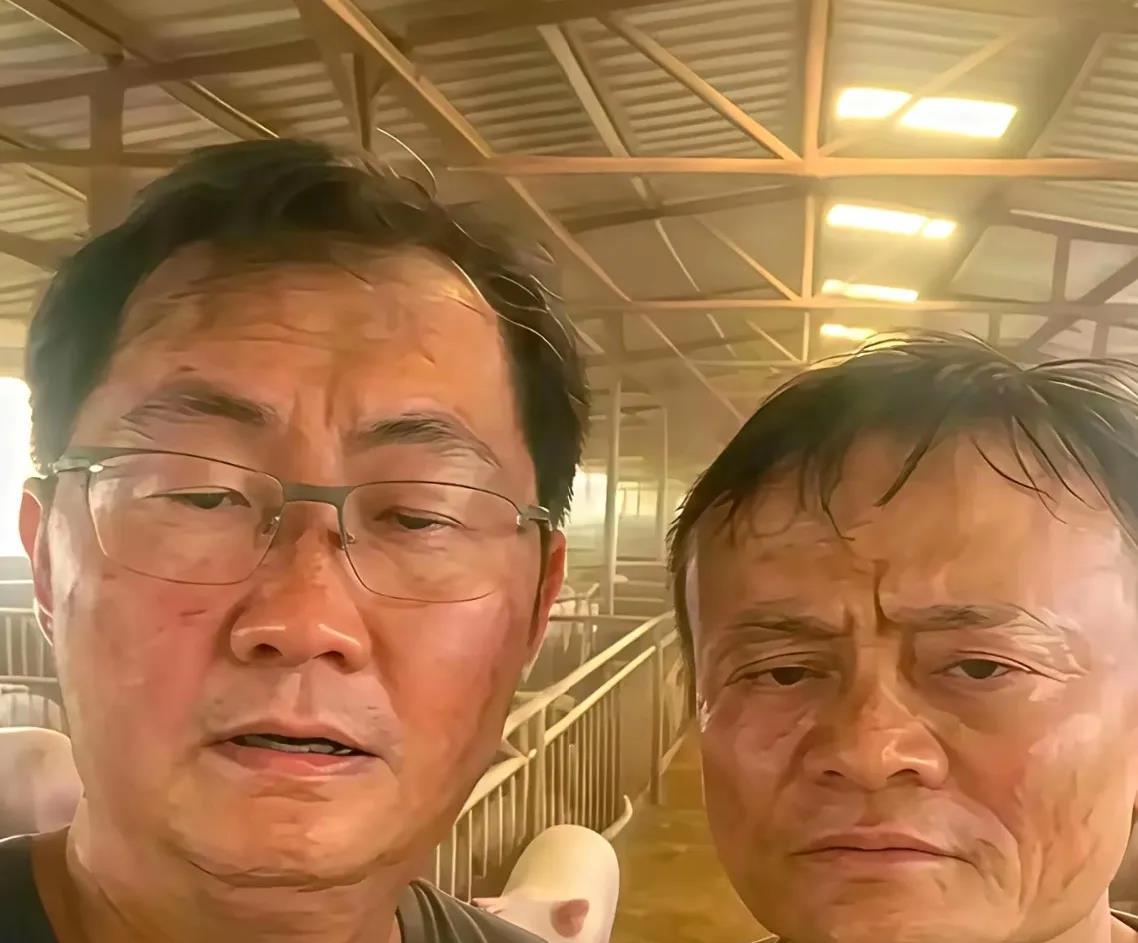 今天工地新招两人，，，
本来不想要的，看着怪可怜就留下了！
才干了两小时活，就给