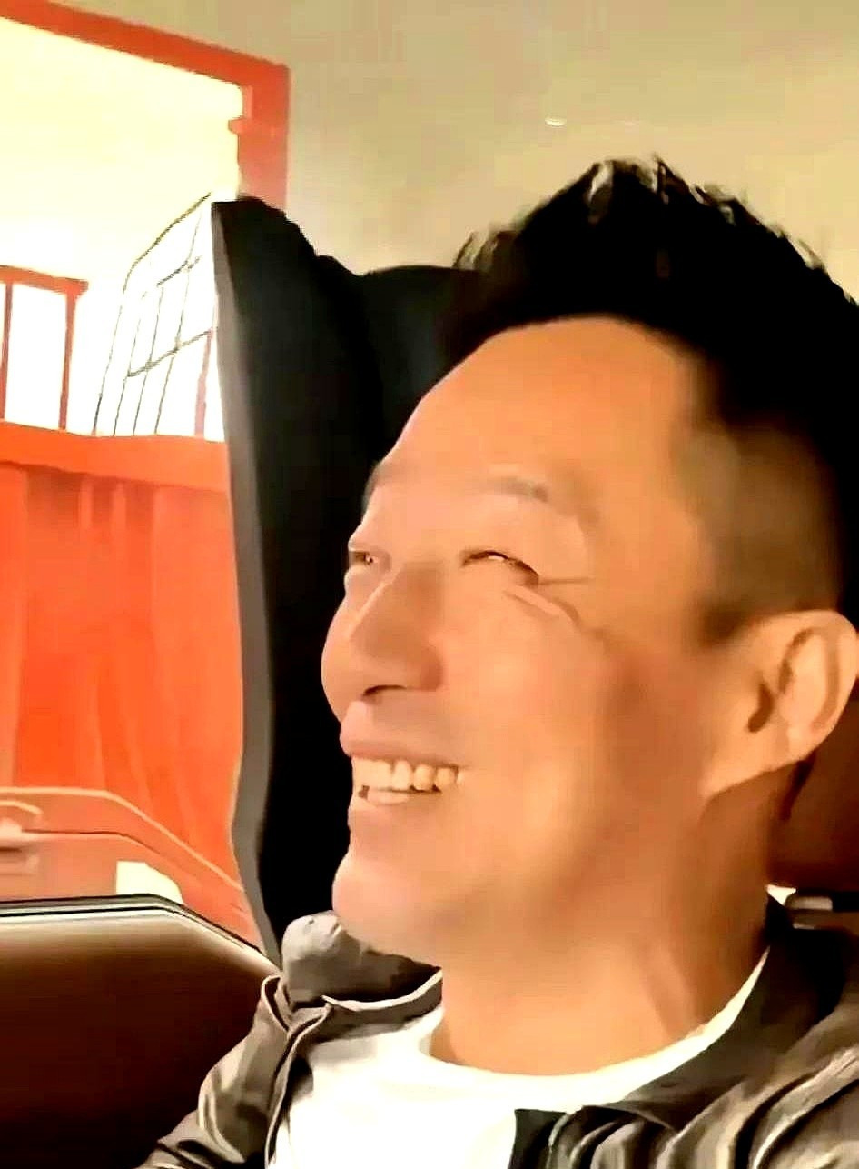 汪小菲大S新瓜不断











我的天！汪小菲和大S的离婚大战又升级了