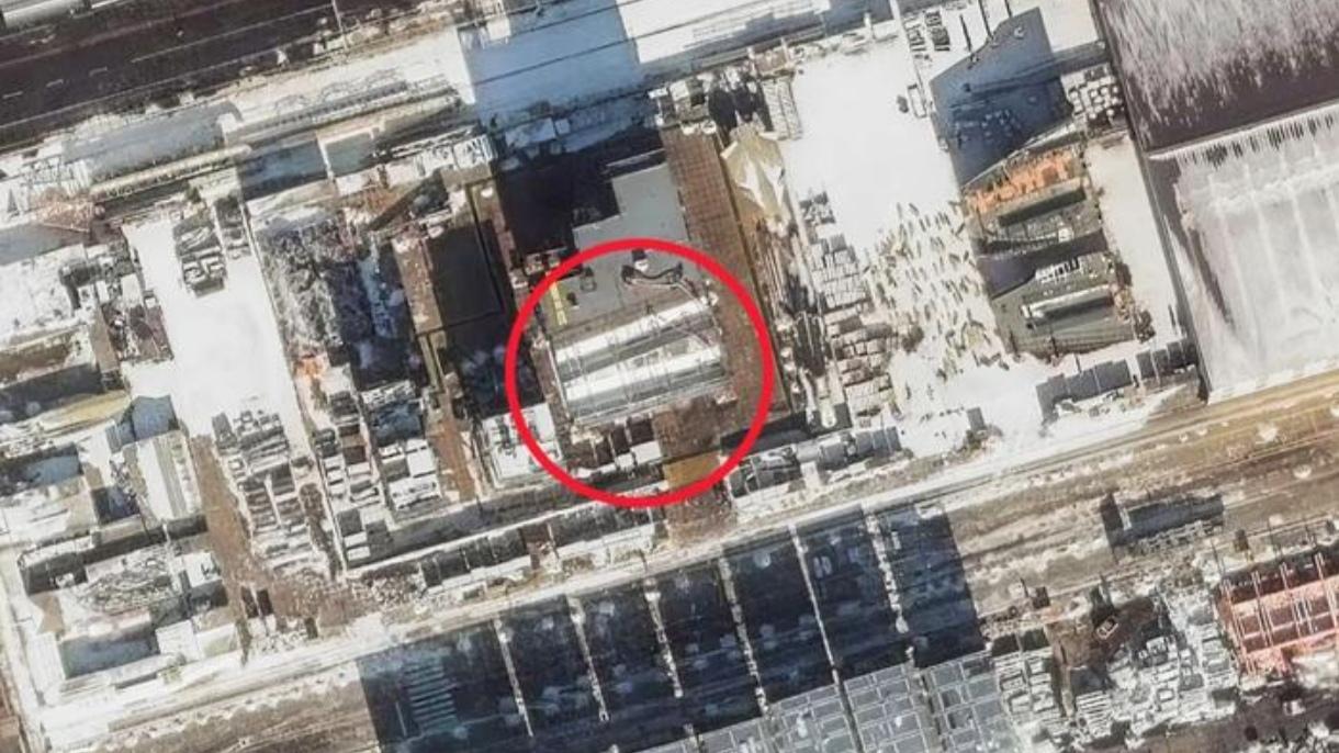 美媒再炒中国航母：紧盯大连造船厂，妄言建造类美军核动力航母