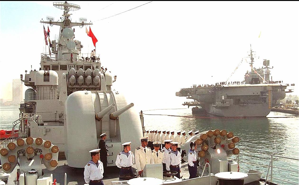 一九九七年三月二十一日，中国人民解放军海军哈尔滨112舰，代表中国海军首次访问美