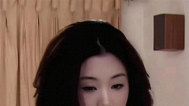 李小萌，不接吻戏的女演员，现在带娃吃喝玩乐，生活惬意