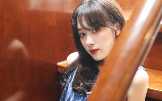 老公为哄情人偷偷把女人送进德训班，女儿被折磨得失禁，我发现后杀疯了！