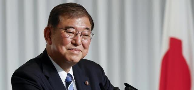 日本首相石破茂决定辞职！
这个石破茂对中国是很不友好的，在日本换首相就很泰国换