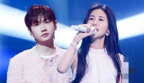 终于吃明白了张碧晨的这个瓜，

说句实话，《年轮》这么火，

确实要感谢张碧晨，