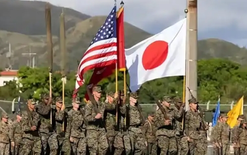 美国真正的敌人露出马脚，并非中俄其中一国，已经蛰伏了长达80年，不是中国也不是俄