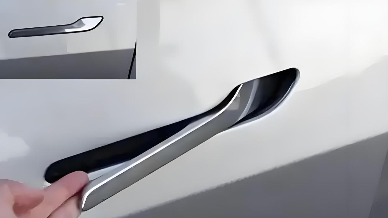 全网吐槽难用，车企却集体装聋！隐藏式门把手到底适合哪些人买