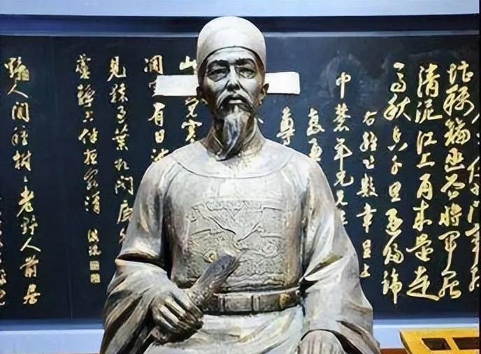明朝清官，海瑞，世人都说海瑞不正常，如果是正常人能成为，清官吗？因为知道自己有在