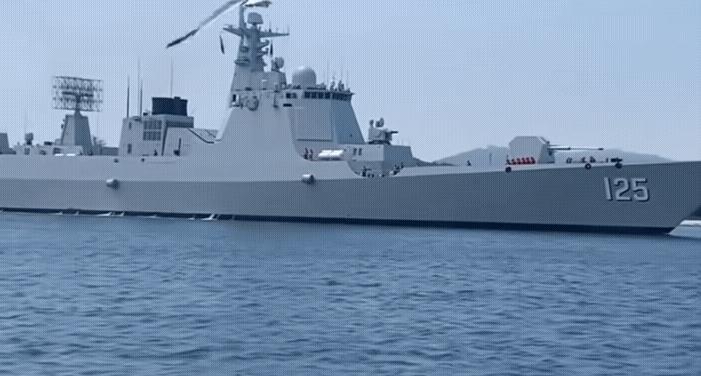 052D驱逐舰125沧州舰可是海上利器。它属于052D第四批次，这一批次有很多亮