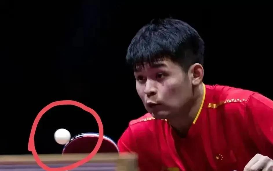 终于弄明白
林诗栋为什么被喝倒彩了
不是因为他技术不好，而是因为他“混双林黛玉，