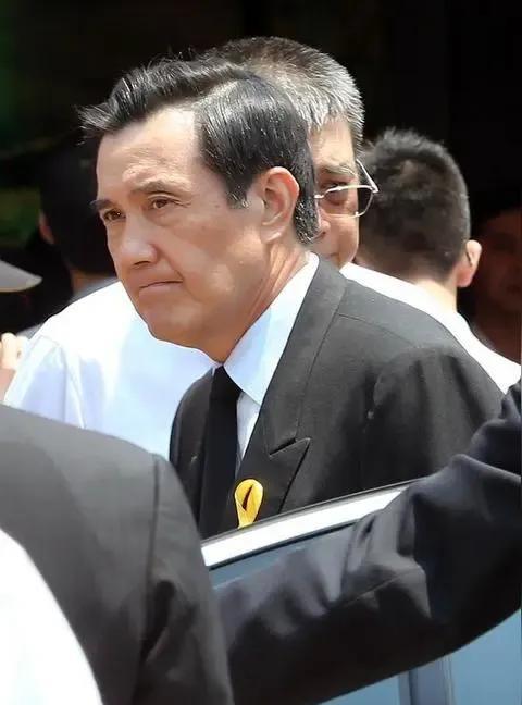 马哥又来了，这两三年马英九频繁来大陆，这是第四次了，我记得去年就来了两次，足迹遍