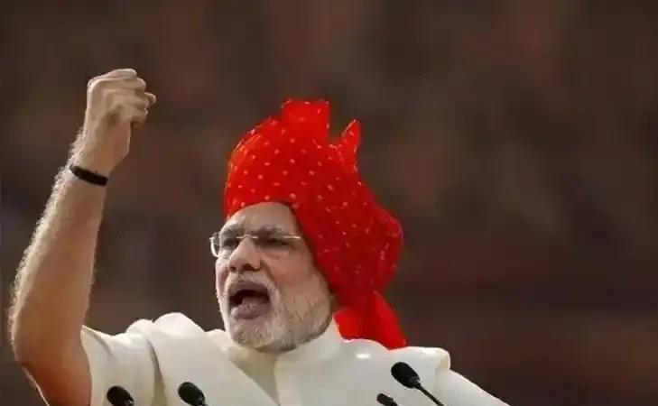 半年从兄弟到敌人！莫迪把印度当中国，结果被特朗普25%关税“暴击”
2025年7