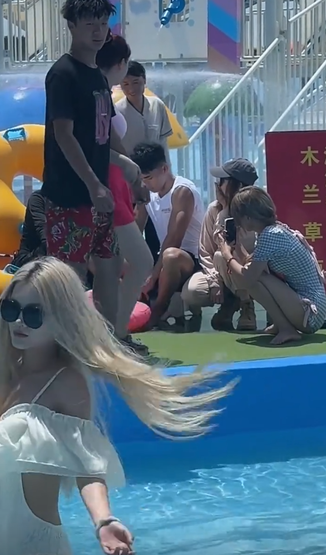 一时间让我分不清谁才是主角！
