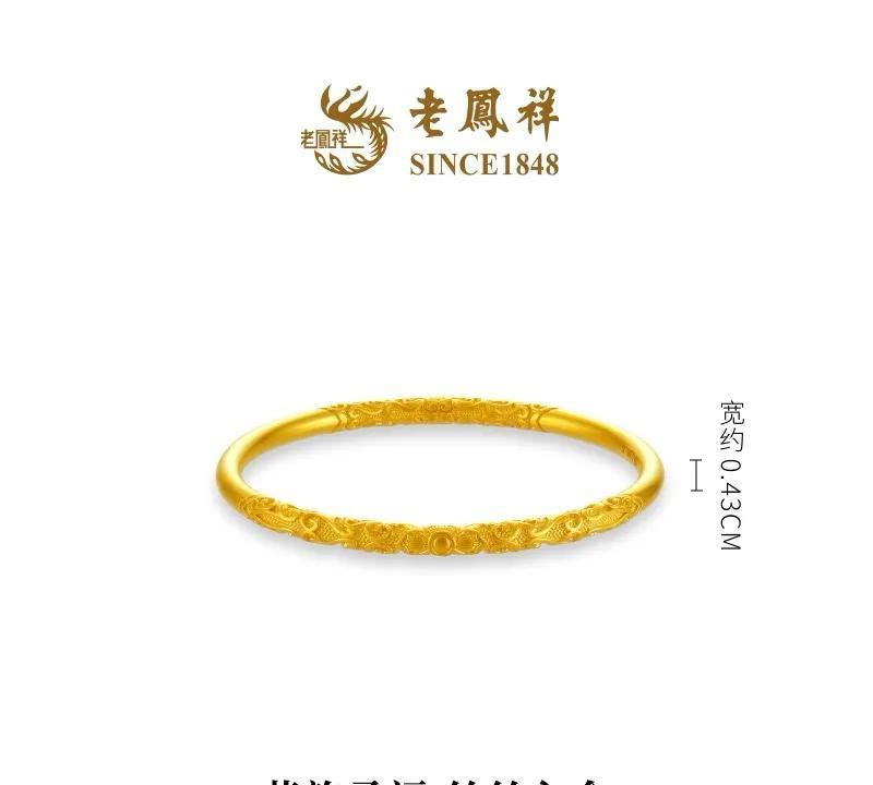 老妈生日快到了，不经意的一句话，没想到两个闺女放在了心上。
最近带老妈逛街，她总