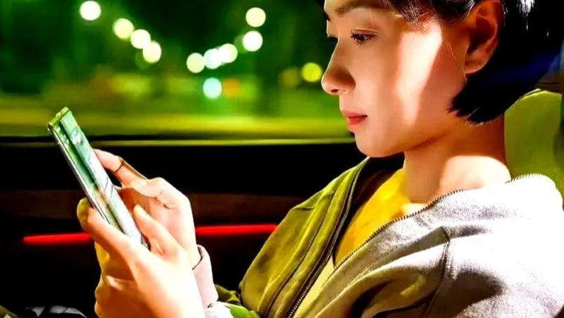 为什么女性到中年换手机的速度越来越慢？