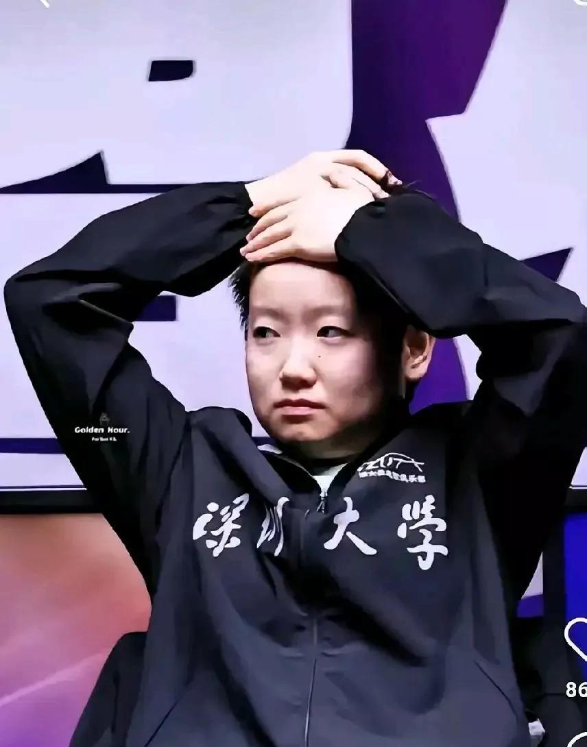 都知道王楚钦的奔楼大，
没想到莎莎的奔楼也这么大，
难怪说莎莎有800个心眼，