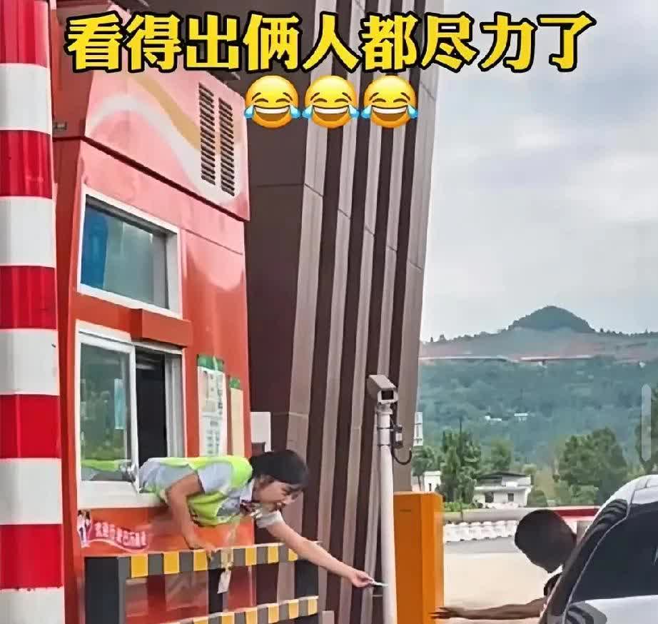 12元背后的温暖与信任
 
“中国人不骗中国人”，这句简单话语，在浙江杭州的