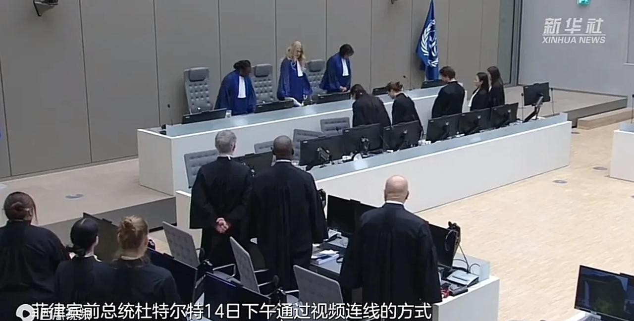 杜特尔特律师称其健康欠佳





杜特尔特这案子，真是让人直呼好家伙！律师的操