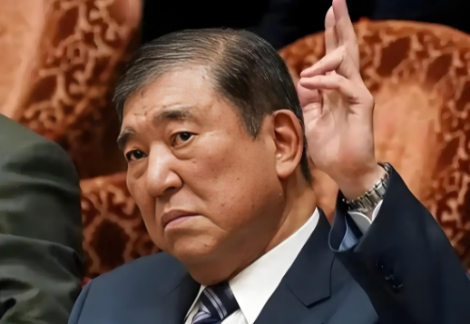 石破茂为什么辞职，一组数据告诉你真相。

9月8日，日本的企业倒闭数量，8月份，
