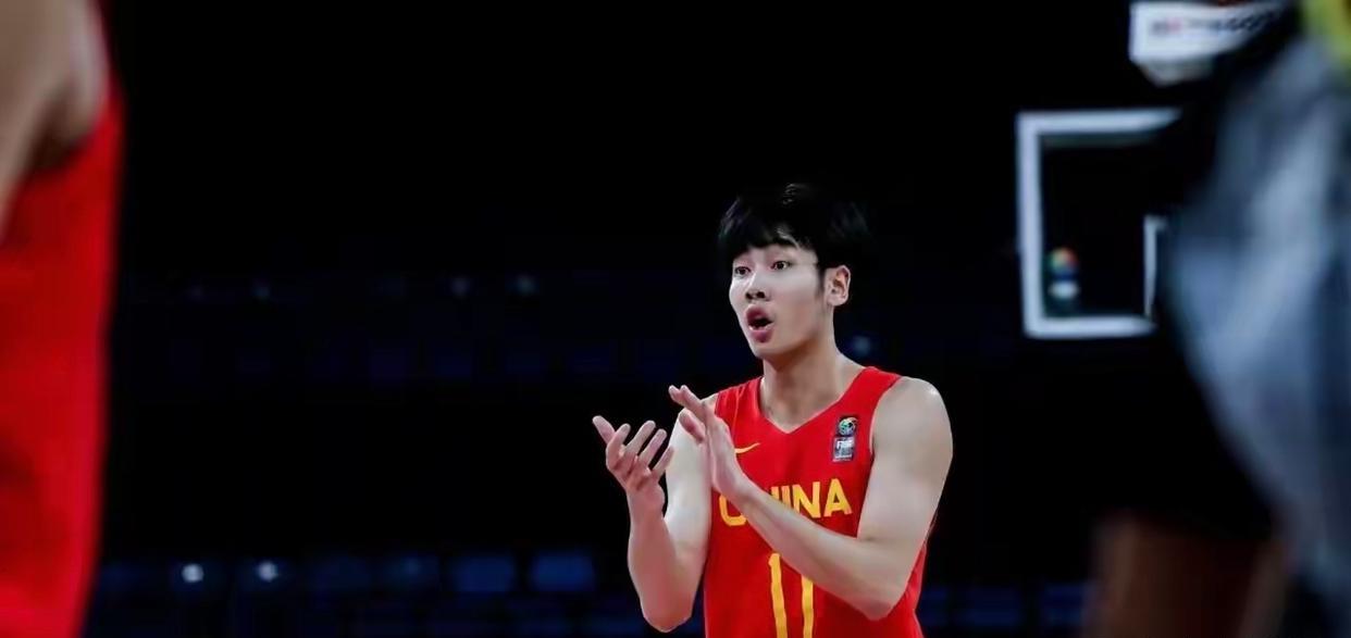 张博源24分！U19国青85-71轻取塞尔维亚U23，狂获六连胜

2025年国