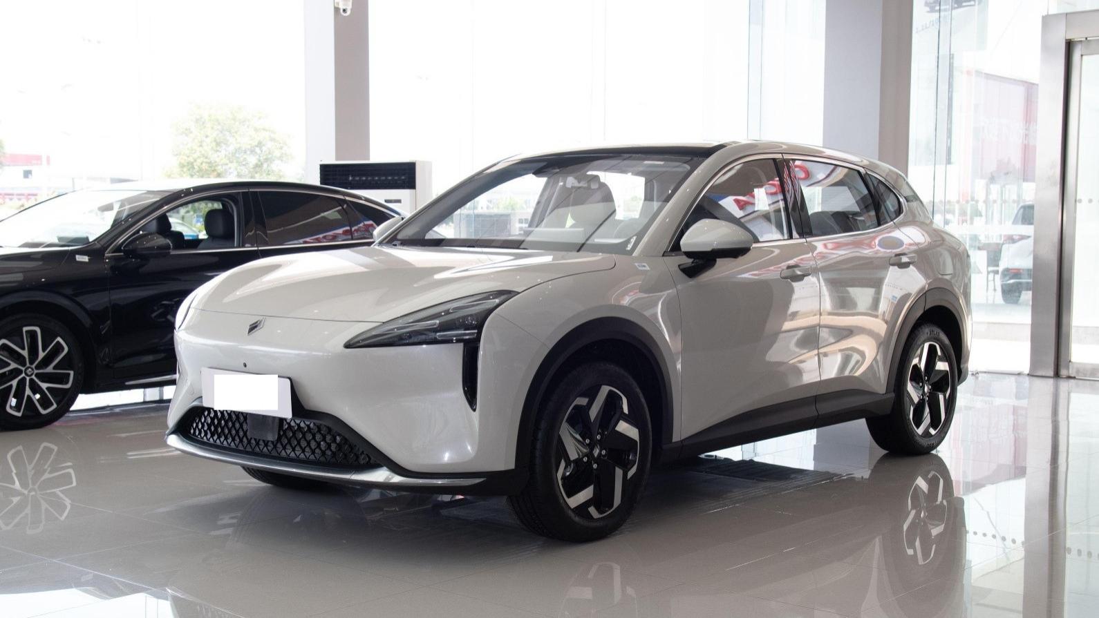 十万级国产SUV中的“黑马”，纯电/插混动力可选，纯电续航600Km