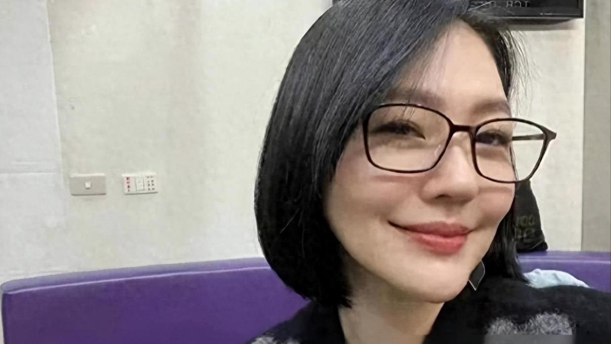 姐妹情深变职场暗战，小S复工受阻，谁能笑到最后？