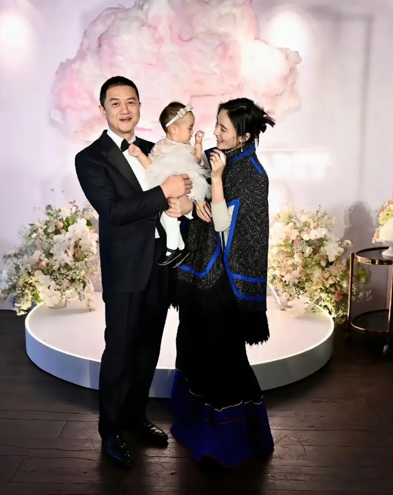李亚鹏的离婚，证明了原来名人，也怕债！

那么他是如何把钱折腾完了？

你知道吗