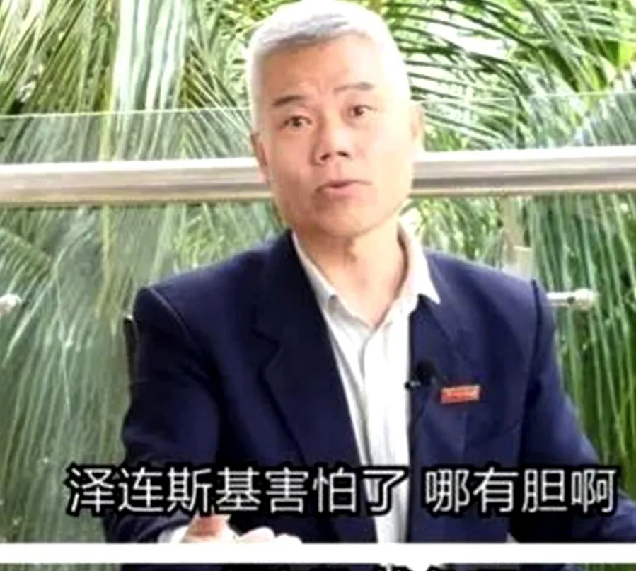 他不敢看普京的眼睛











普京一个眼神，吓到某人不敢直视，到底发
