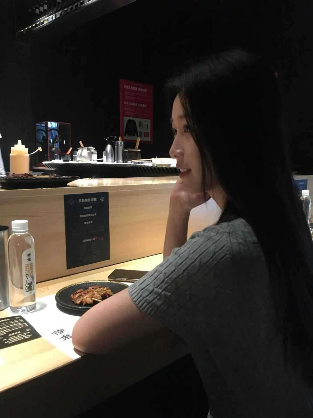 第一次感觉自己这么淑女