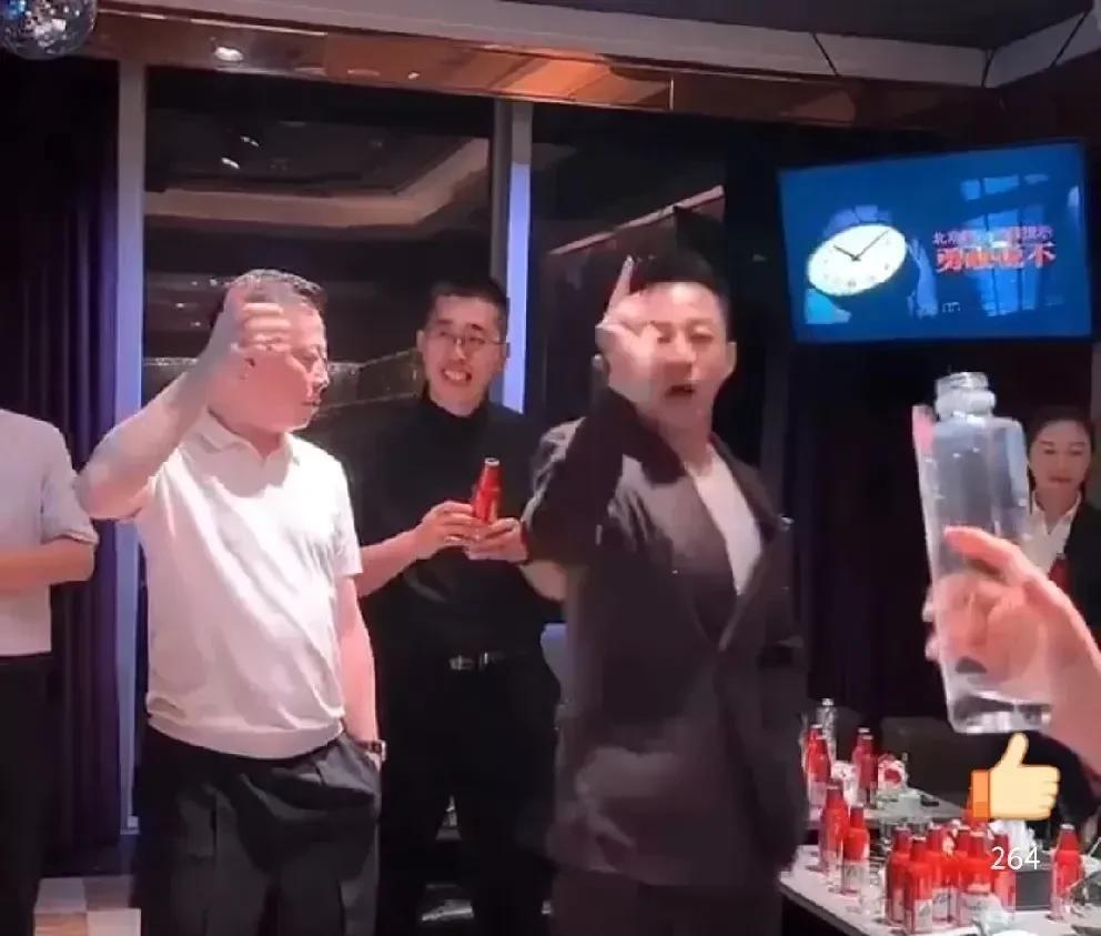 汪小菲icon这次差点去见S妈，s妈通过中间人想约汪小消谈谈。小菲经过慎慎考虑还