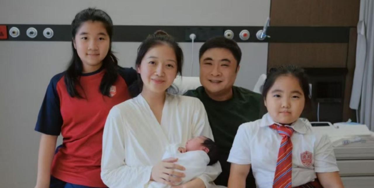 41岁知名演员官宣得子，实现“儿女双全”，人生圆满！
知名喜剧演员乔杉的妻子莫丹