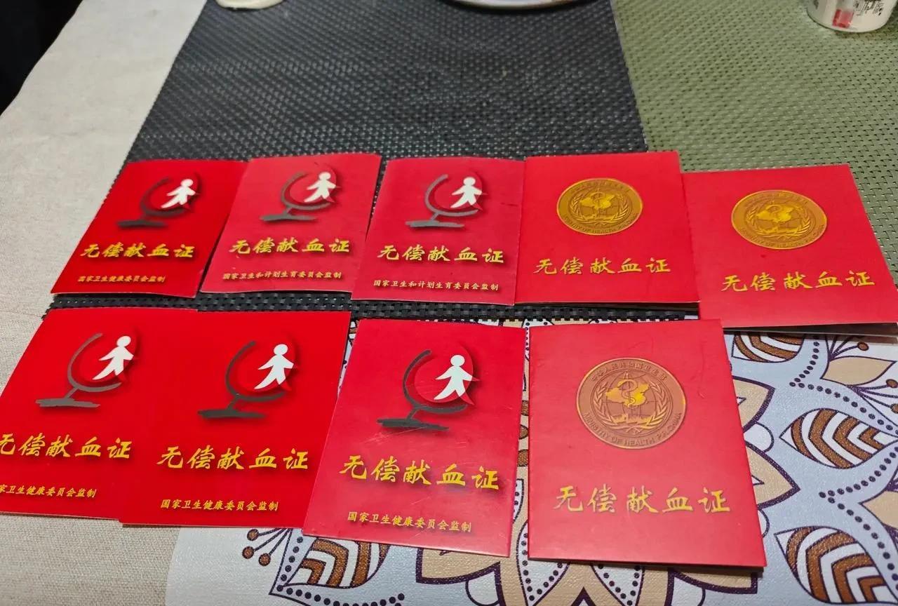 不管现在的社会变得多么冷漠，但我只为了做一点点力所能及的事，希望社会都充满爱，正