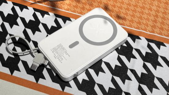 充电宝哪个牌子好耐用质量好？2025充电宝品牌排行前五名推荐！