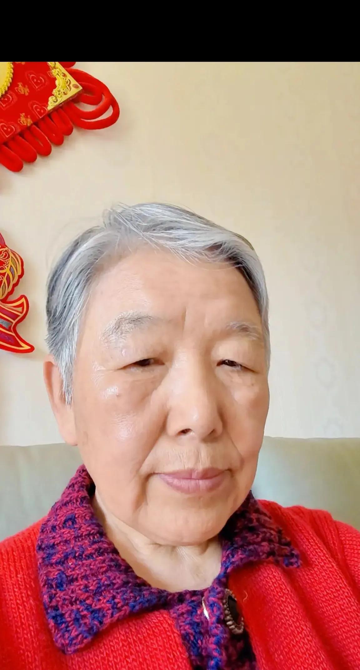 聊一聊“爱生活的王老太”
        王老太，北京人，年近80，离异有一儿一