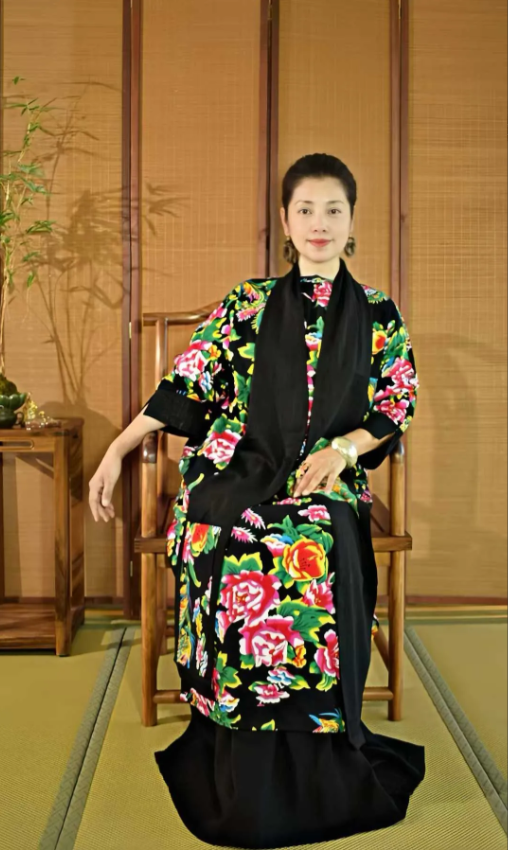 未来人类已来？头疼被右手“一键修复”！科学解释让人细思极恐：人人体内都住着一个“