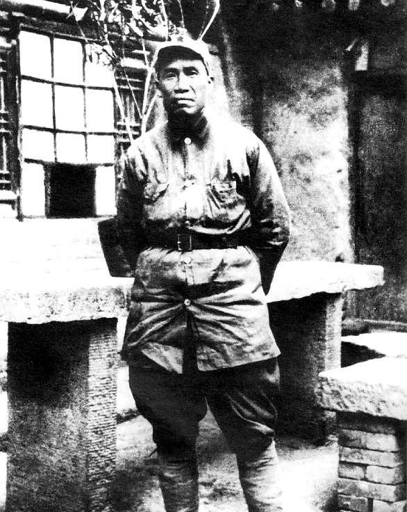 1929年，朱德抓获了一个国军团长，这个人很嚣张，有30个老婆，曾扬言要活捉朱、