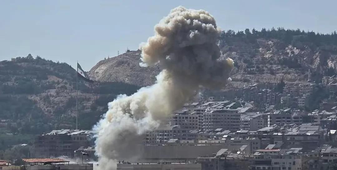 美国谴责以色列空袭叙利亚，呼吁两国通过对话解决冲突