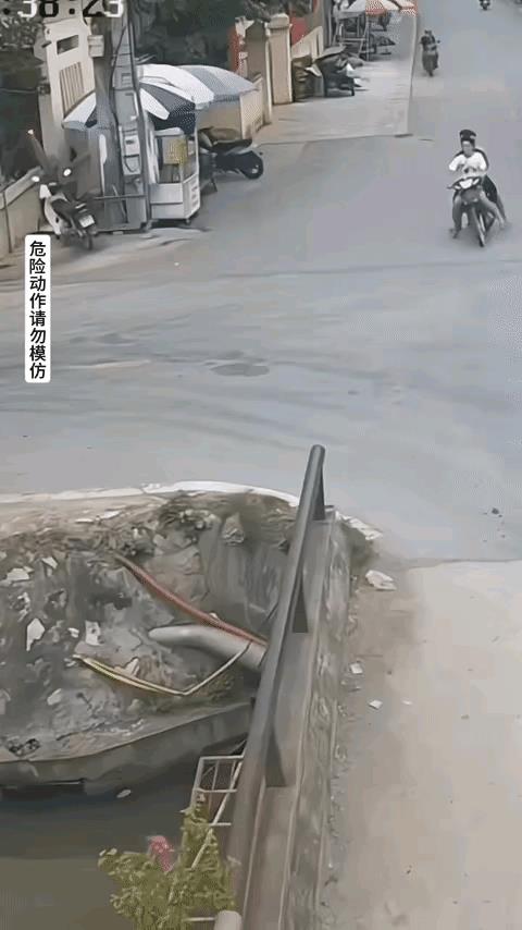 鬼火少年的人间奇遇
