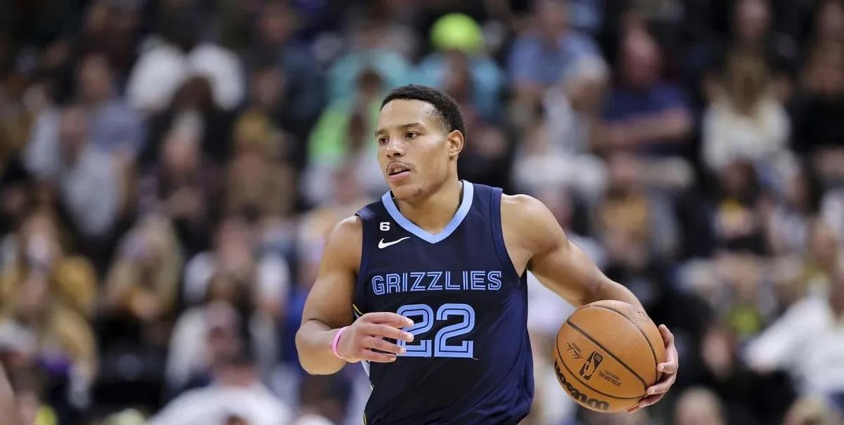 这两天NBA总决赛暂时休战，但市场上却出现了大交易，那就是灰熊和魔术的1换7，灰