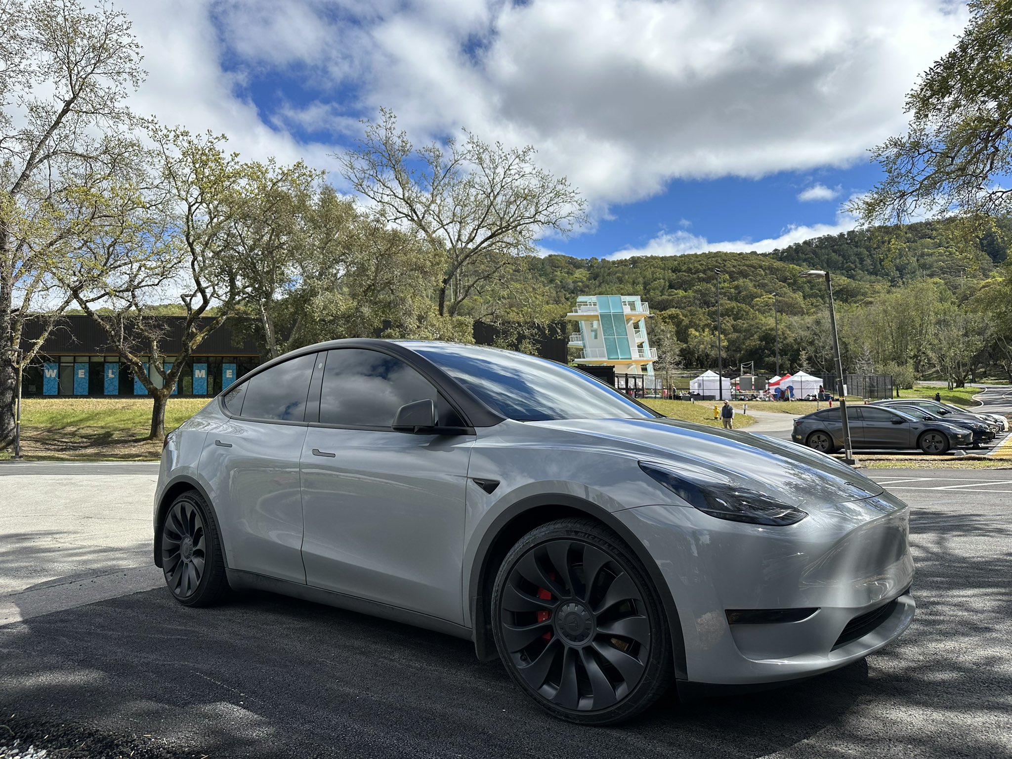 特斯拉韩国成绩单：Model Y，2025年上半年最畅销进口车，连续2个月荣登最