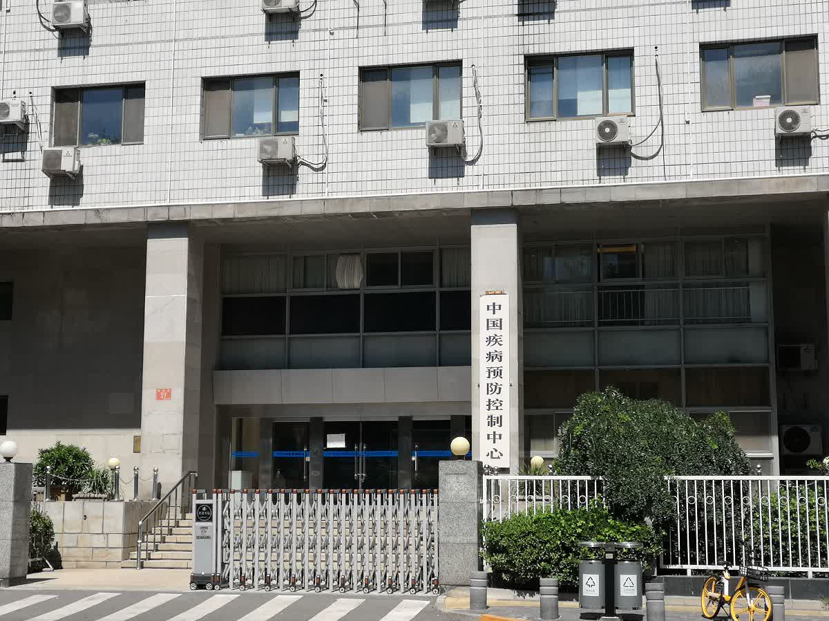 法官啊，这 2 万块的补偿，怎能衡量一个母亲对家庭的全部牺牲？离个婚居然还要跟老